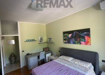 Camera / camera da letto - Bilocale VIA GRAMSCI
 
24, Arona - foto 17
