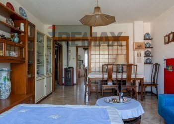 Sala da pranzo - Trilocale via Tintoretto
2, Castelletto Sopra Ticino - foto 1