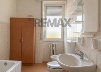 Bagno - Trilocale via Tintoretto
2, Castelletto Sopra Ticino - foto 6