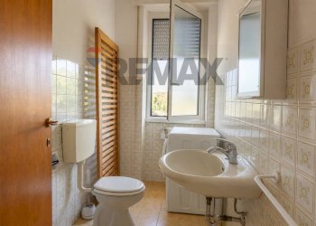 Bagno - Trilocale via Tintoretto
2, Castelletto Sopra Ticino - foto 12