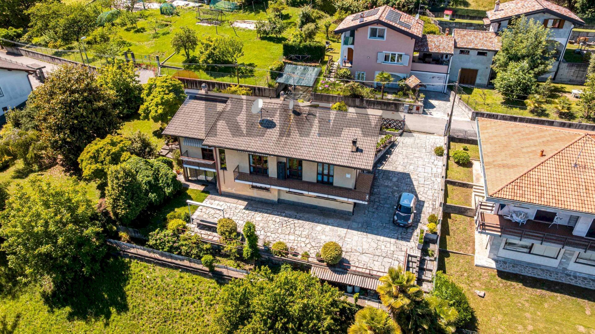 Casa all\'aperto - Villa Via Verbano
 
8, Paruzzaro - foto 1