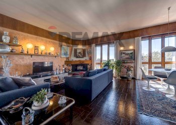 Sala da pranzo - Villa Via Verbano
 
8, Paruzzaro - foto 11