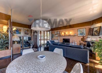 Sala da pranzo - Villa Via Verbano
 
8, Paruzzaro - foto 13