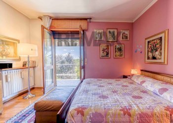 Camera / camera da letto - Villa Via Verbano
 
8, Paruzzaro - foto 37