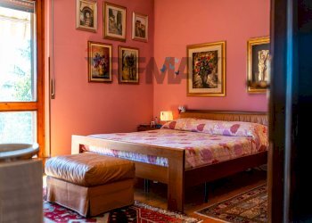 Camera / camera da letto - Villa Via Verbano
 
8, Paruzzaro - foto 38