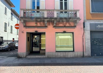 Edificio all\'aperto - Shop Corso C. B. Cavour
40, Borgomanero - photo 4