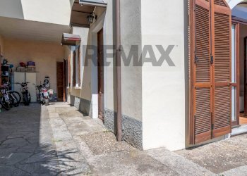 Edificio all\'aperto - Bilocale Via vittorio veneto
 
2, Nebbiuno - foto 17