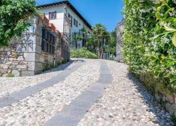 Casa all\'aperto - Bilocale Via vittorio veneto
 
2, Nebbiuno - foto 18