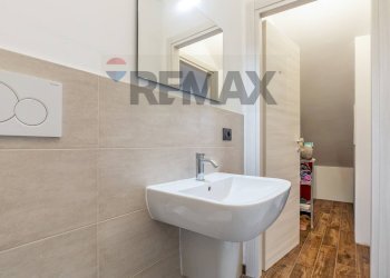 Bagno - Villa VIA REGINA MARGHERITA
 
4, Lesa - photo 7