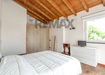 Camera / camera da letto - Villa VIA REGINA MARGHERITA
 
4, Lesa - photo 15