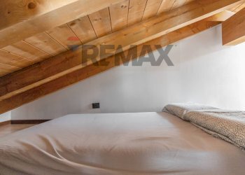 Camera / camera da letto - Villa VIA REGINA MARGHERITA
 
4, Lesa - photo 21