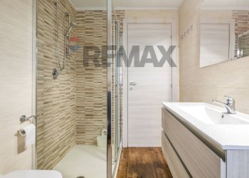 Bagno - Villa VIA REGINA MARGHERITA
 
4, Lesa - photo 23
