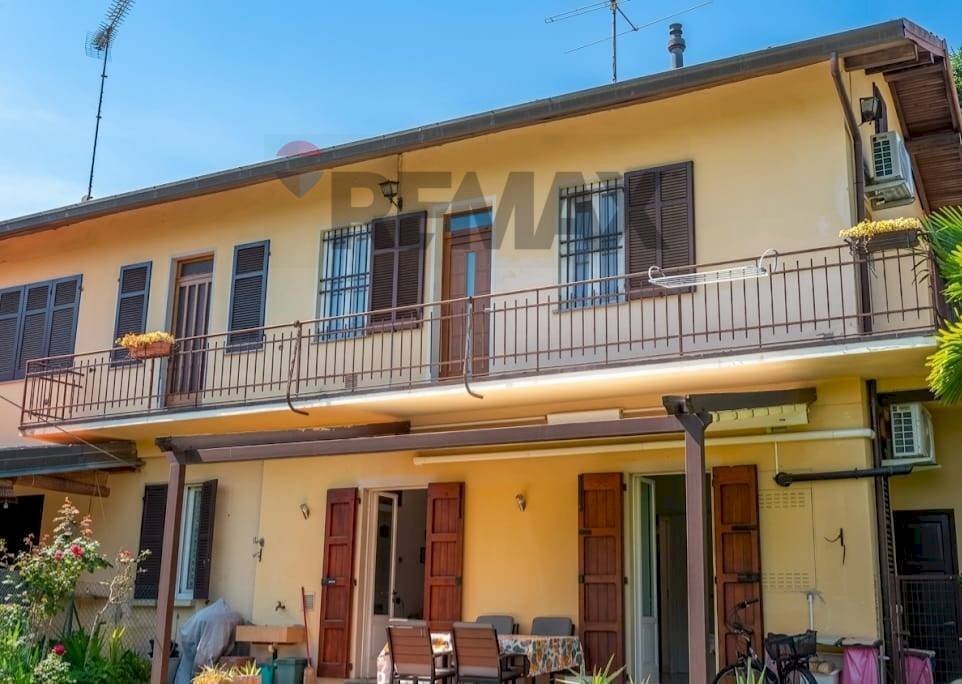 Casa all\'aperto - Bilocale via F.Tadini
 
11, Lesa - foto 1