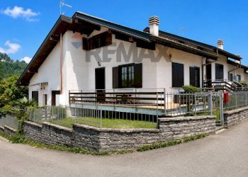 Casa all\'aperto - Casa semi indipendente viale giovanni marsaglia
 
28, Premeno - foto 1