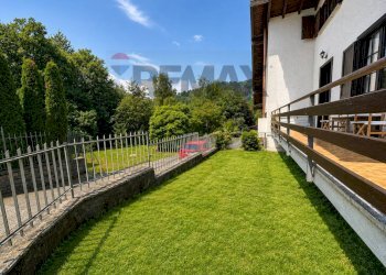 Giardino - Casa semi indipendente viale giovanni marsaglia
 
28, Premeno - foto 3