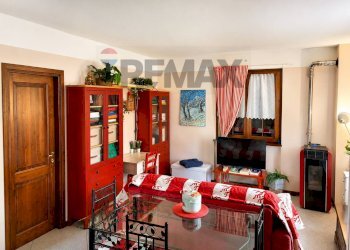 Sala da pranzo - Casa semi indipendente viale giovanni marsaglia
 
28, Premeno - foto 6