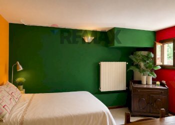 Camera / camera da letto - Casa semi indipendente viale giovanni marsaglia
 
28, Premeno - foto 11