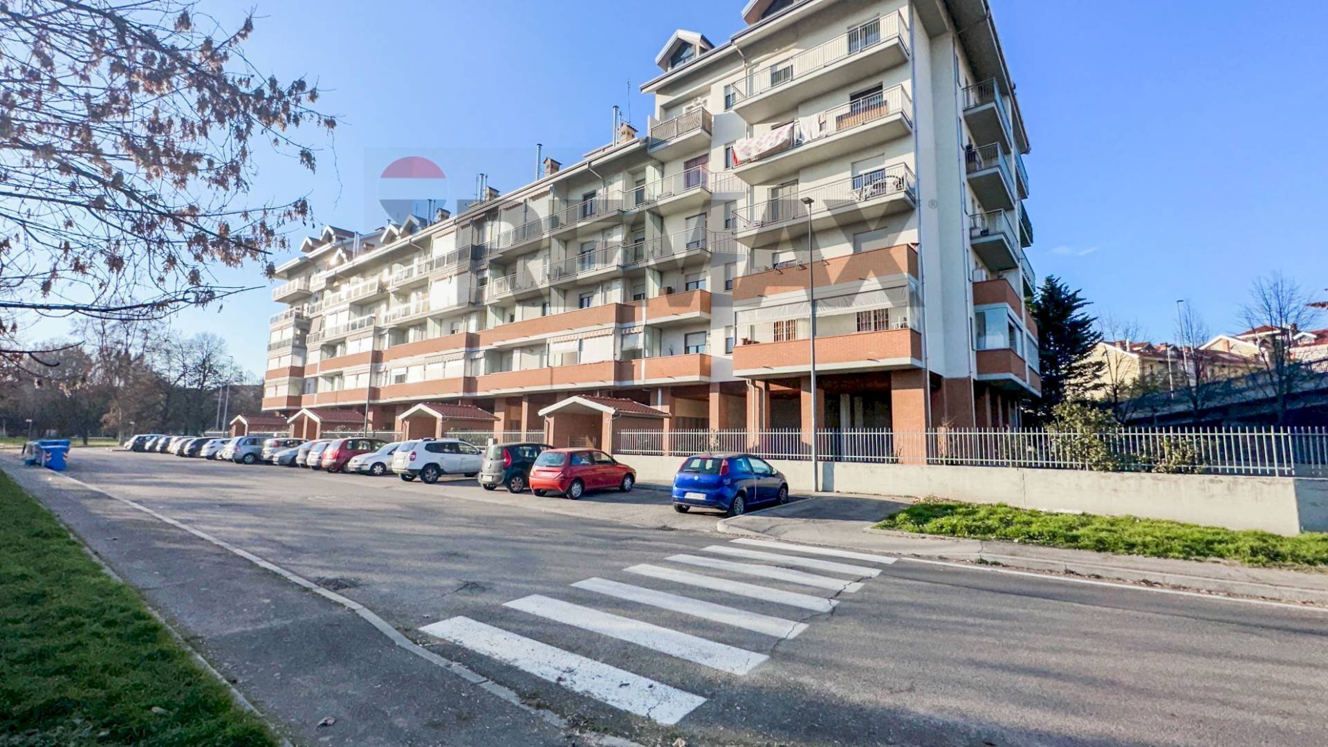 Edificio all\'aperto - Two-room apartment viale dei Parchi
 
19, Nichelino - photo 1