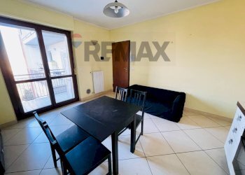 Sala da pranzo - Two-room apartment viale dei Parchi
 
19, Nichelino - photo 4