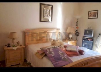 Camera / camera da letto - Independent house via Platamone
 
59, Rosolini - photo 4