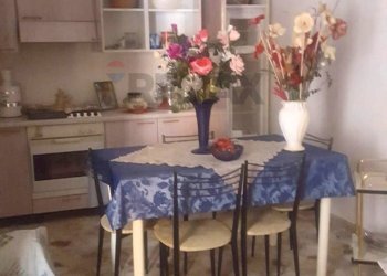 Sala da pranzo - Independent house via Platamone
 
59, Rosolini - photo 6