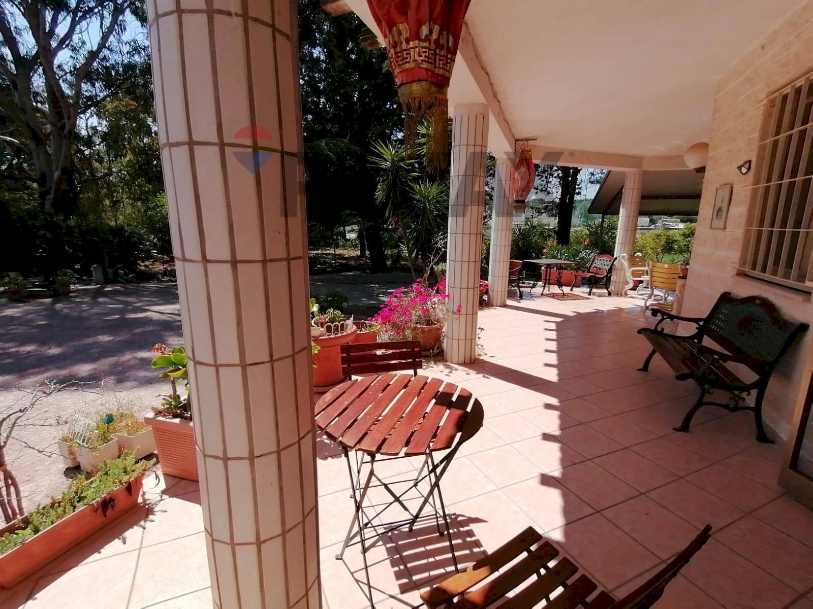 Terrazza - Villa Contrada Poggioreale
 
snc, San Vito dei Normanni - foto 3