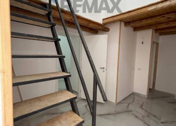 Scale - Apartment vicolo Mori
 
5, Palermo - photo 15