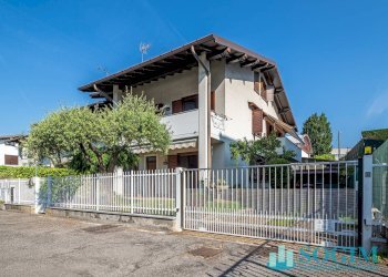 Foto 1 - Villa Via Valtellina, Fino Mornasco - photo 1