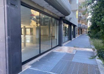 Edificio all\'aperto - Locale Commerciale Via Giuseppe De Marinis
90, Bari - foto 5