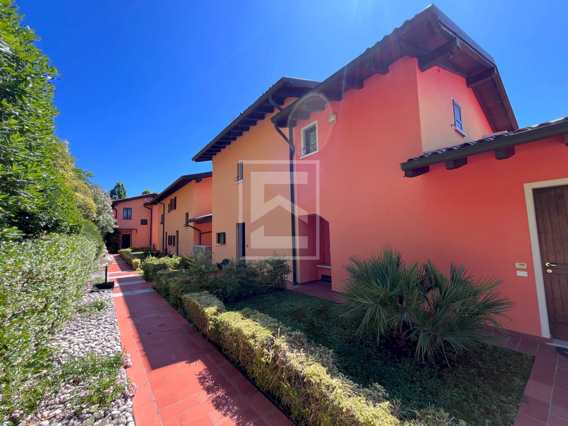 Foto 2 - Villa a Schiera via castellana
 
61, Soiano del Lago - foto 2