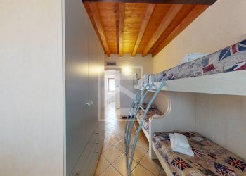 Foto 17 - Trilocale Località Sermana
 
1, Peschiera del Garda - foto 14