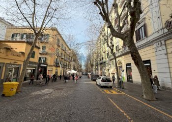 Edificio all\'aperto - Commercial Premises VIA SCARLATTI
151, Napoli - photo 1