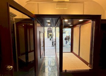 Ricezione / Lobby - Commercial Premises VIA SCARLATTI
151, Napoli - photo 13