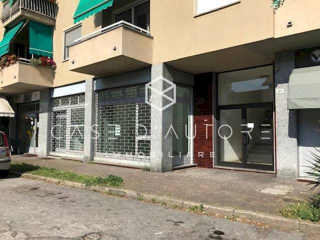 Foto 1 - Locale Commerciale Via Valcuvia
 
27, Cittiglio - foto 1