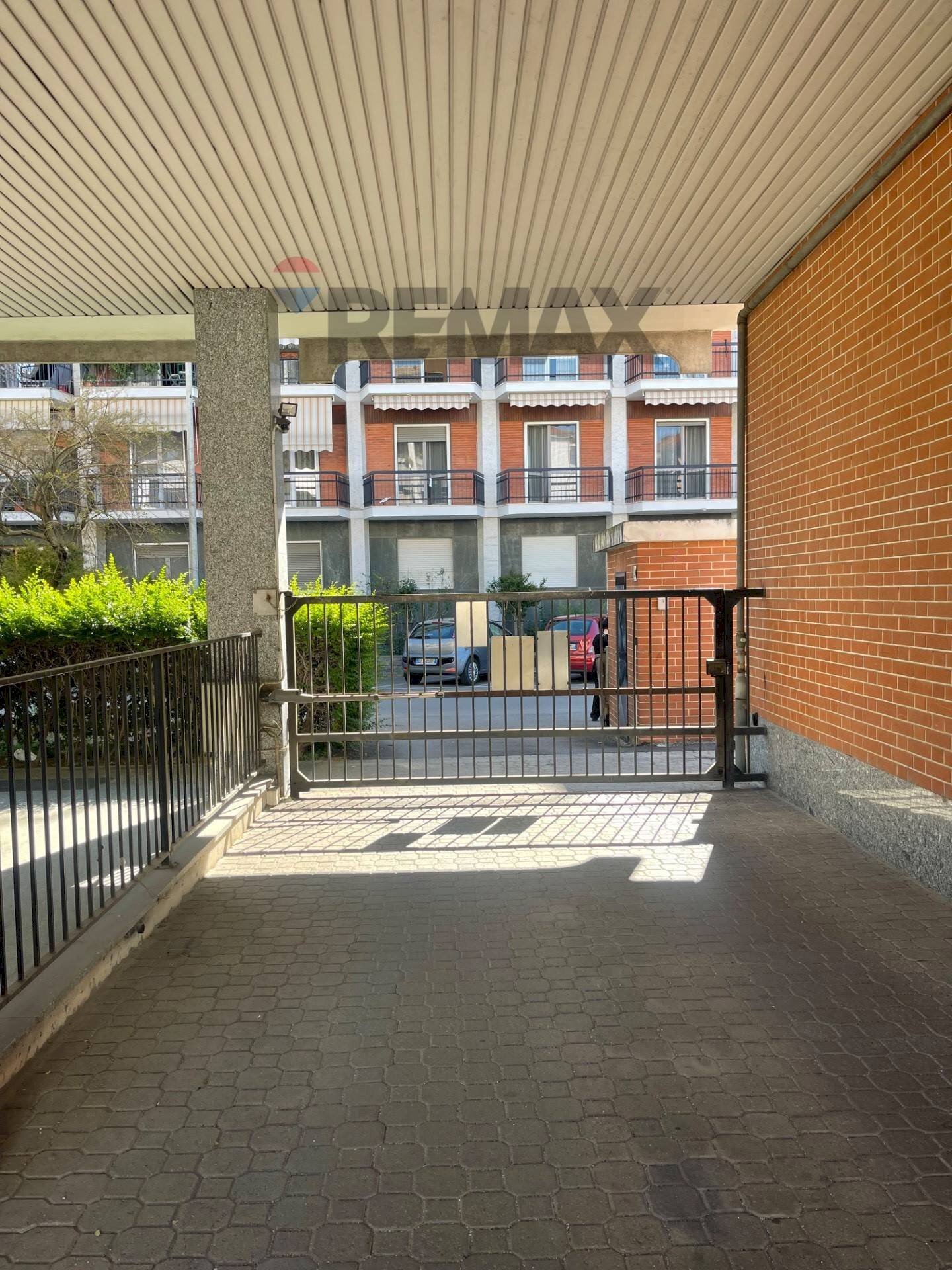 Balcone - Box Via poirino
 
14, Carmagnola - foto 1