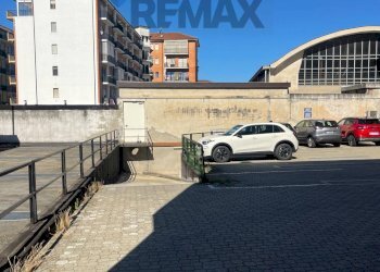 Edificio all\'aperto - Box Via poirino
 
14, Carmagnola - foto 6