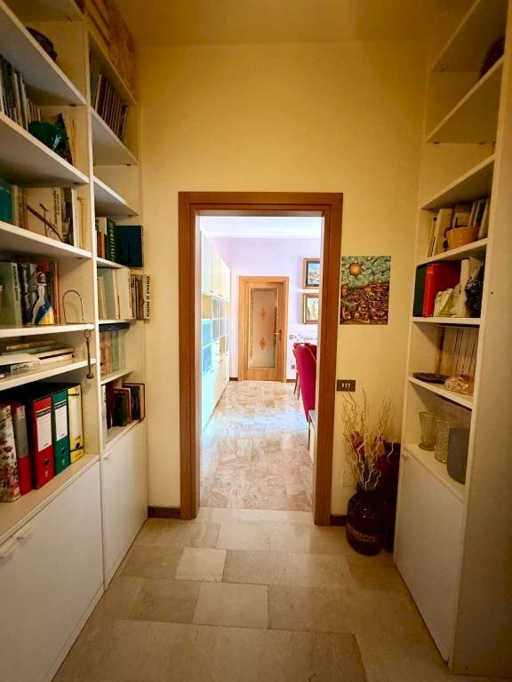 Corridoio - Three-room apartment via Alessandro La Marmora, 294, Brescia - photo 2