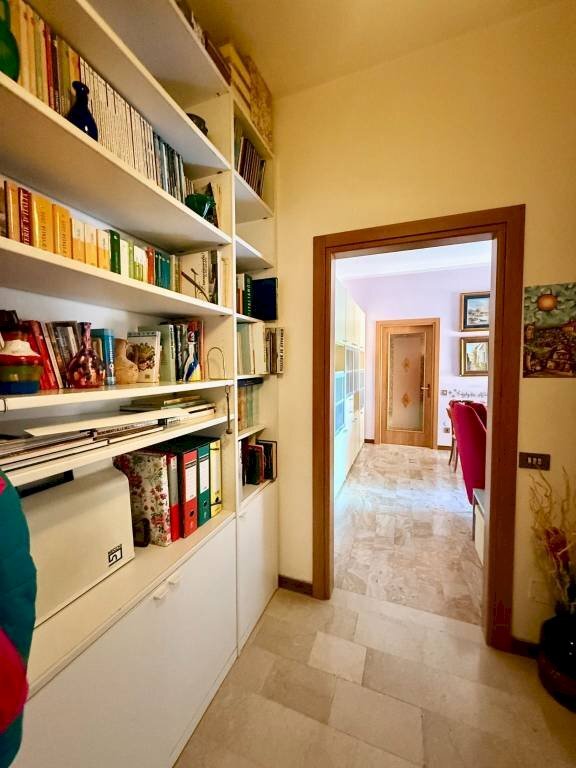 Corridoio - Three-room apartment via Alessandro La Marmora, 294, Brescia - photo 3