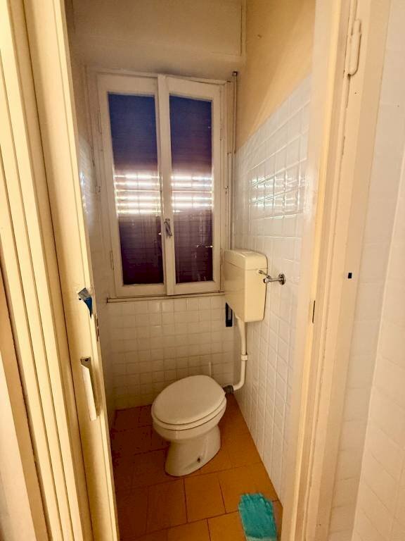 Bagno - Negozio via Trento, 15, Brescia - foto 3