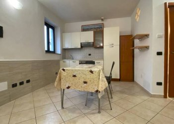 Cucina - One-room apartment via Terzaghi, Gorla Minore - photo 2