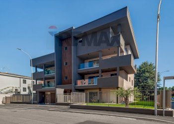 Edificio all\'aperto - Trilocale via cellini
 
2, Cassano d'Adda - foto 32
