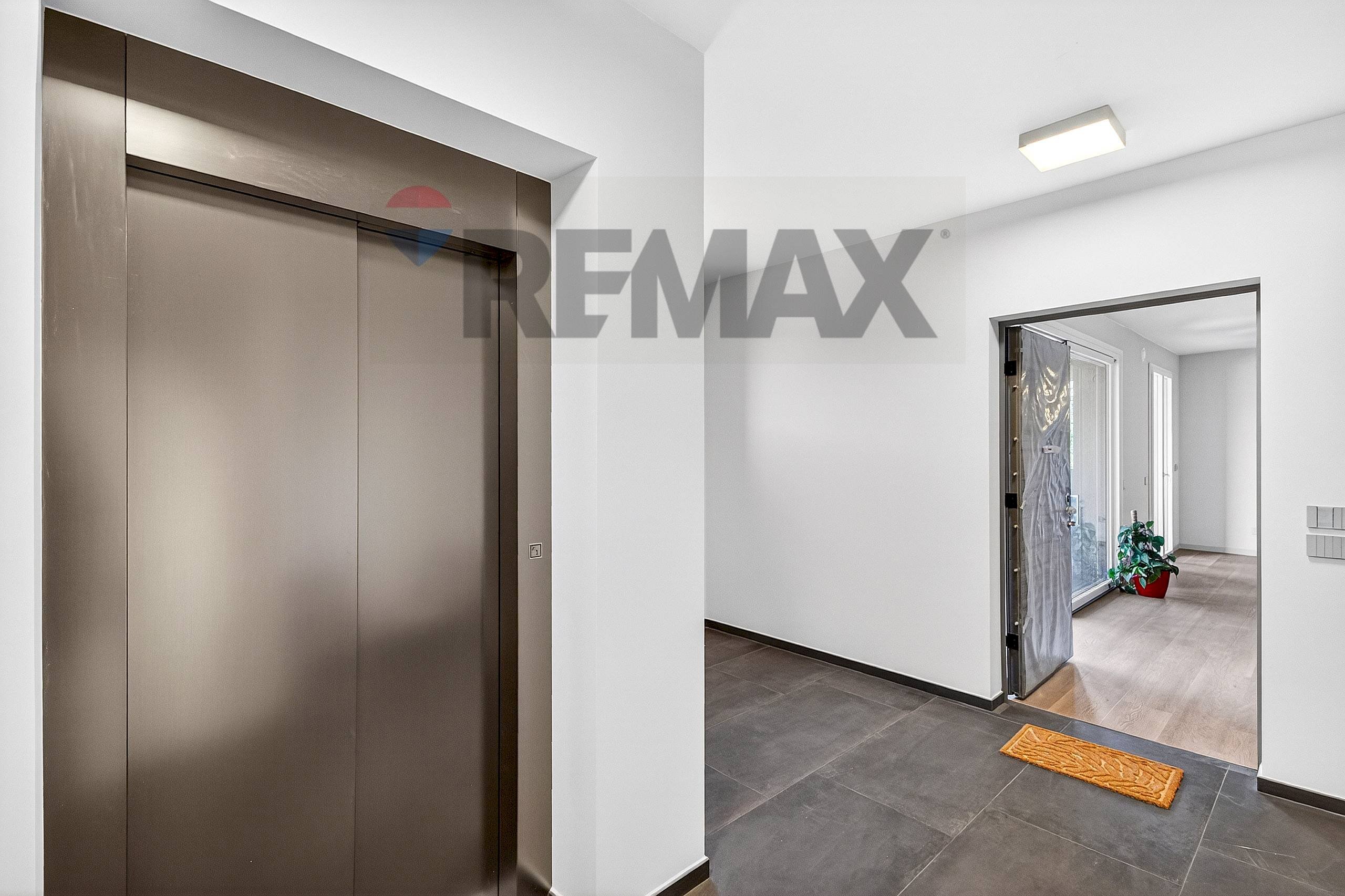 Hall / corridoio - Trilocale via cellini
2, Cassano d'Adda - foto 3
