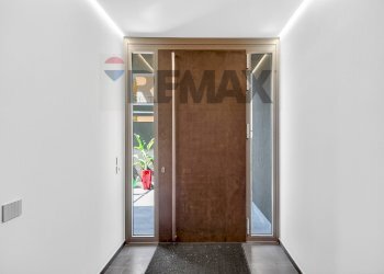 Hall / corridoio - Trilocale via cellini
 
2, Cassano d'Adda - foto 3