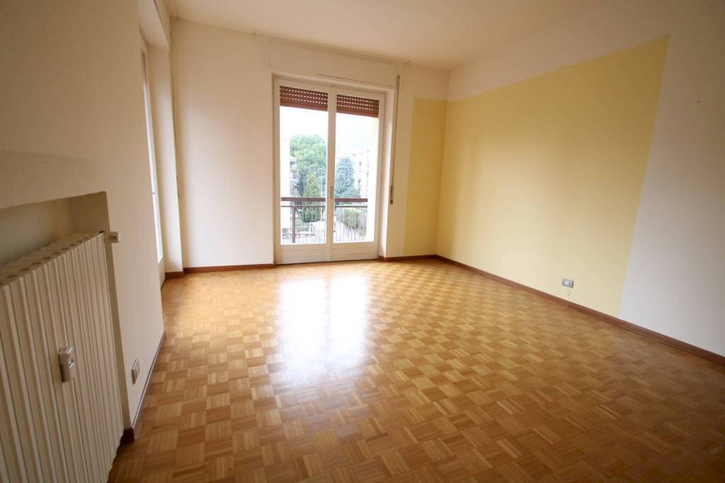 Camera da letto - Apartment via Milano, 11, Bergamo - photo 3
