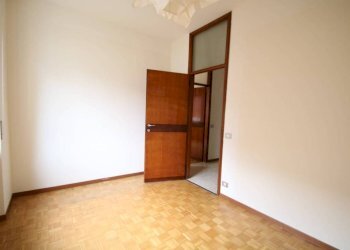 Camera da letto - Apartment via Milano, 11, Bergamo - photo 15