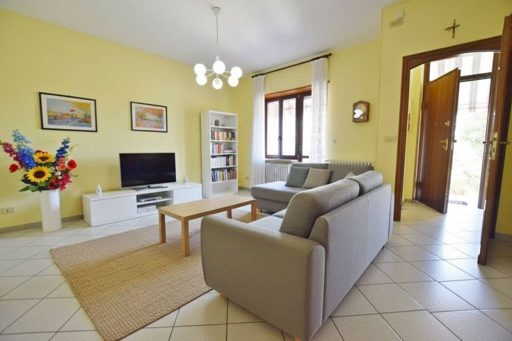 Salone - Villa a Schiera via Alba, 41, Mondovì - foto 2