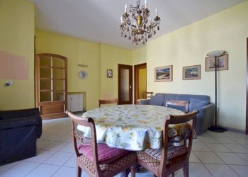 Salone - Villa a Schiera via Alba, 41, Mondovì - foto 4