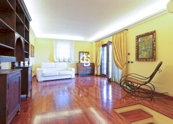 Foto 20 - Villa Strada Sammartinese
 
12/I, Viterbo - photo 20