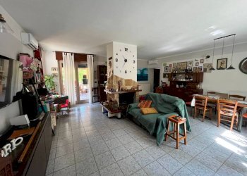 Salone - Shop strada Montaldo, 7, Sciolze - photo 3
