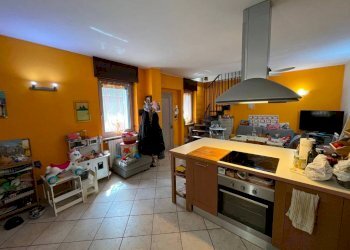 Salone - Shop strada Montaldo, 7, Sciolze - photo 22